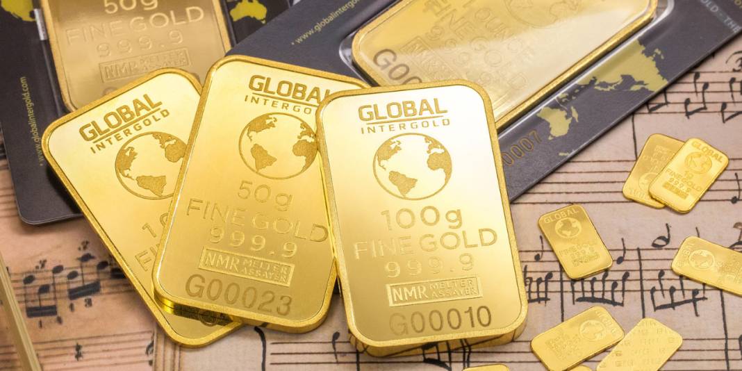 Altın yükselir mi? Yatırımcılar yakından takip ediyordu! Ünlü banka tahminini güncelledi 4